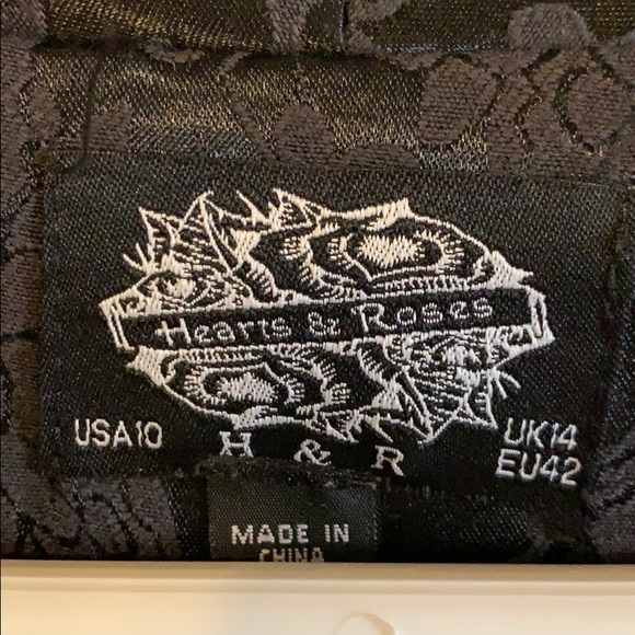 Hearts & Roses Coat - Picture 3 of 8